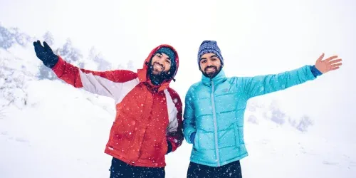 should you wear ski glove liners?