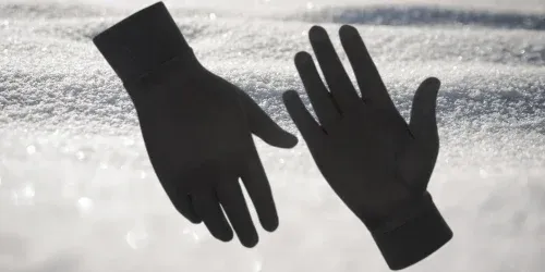 should you wear ski glove liners?