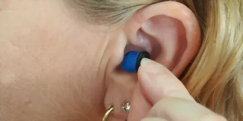 earplugs